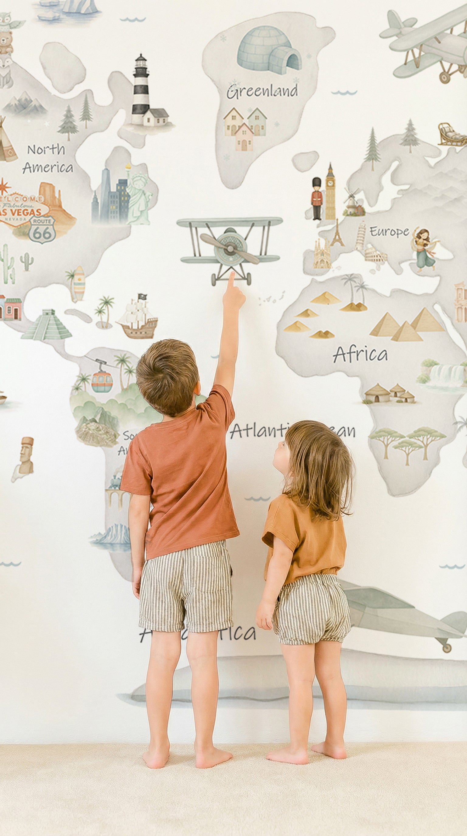 Mural de papel pintado - MAPA MUNDI GRIS ADVENTURE I | Perfecta para la habitación de tus hijos | Il Mondo di Alex