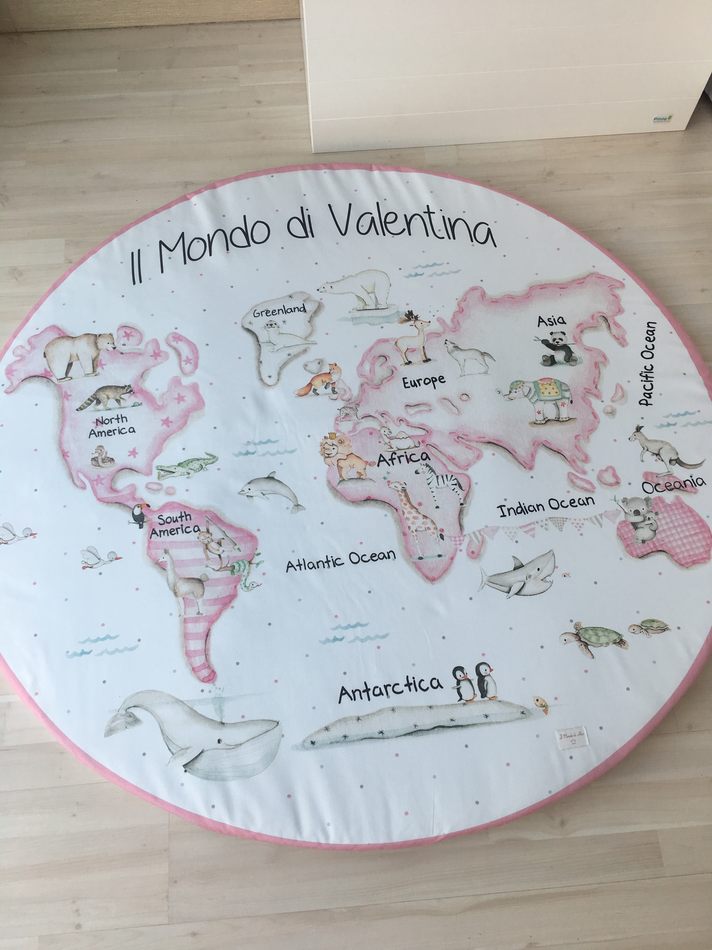 Alfombra vinílica MAPA MUNDI ROSA