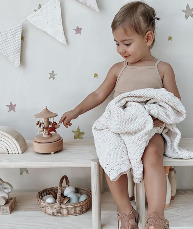 Estrellas rosas fantasy world Papel pintado infantil | Perfecta para la habitación de tus hijos | Il Mondo di Alex