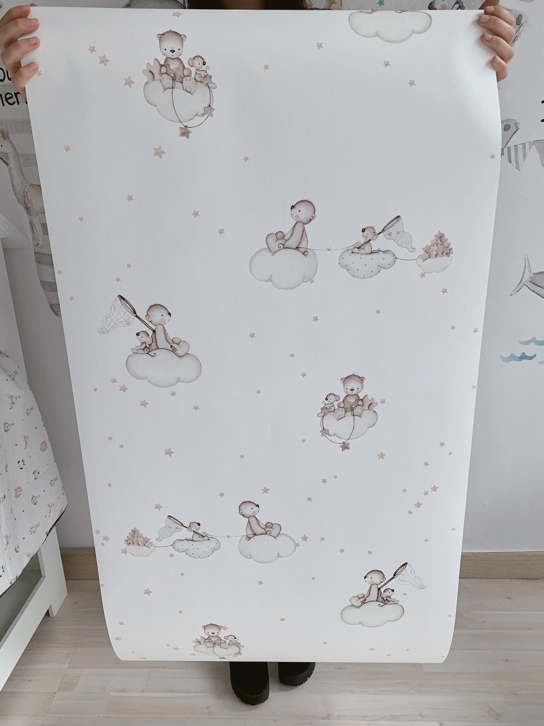 EN BUSCA DE ESTRELLAS MARRÓN Papel pintado infantil